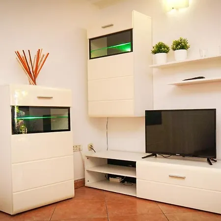 Charming In Novigrad, 45 Sqm, With Terrace Novigrad (Istria)