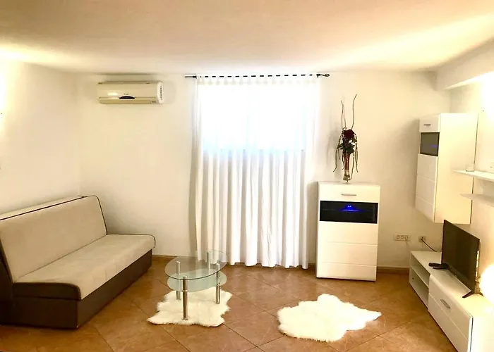 Charming In Novigrad, 45 Sqm, With Terrace Novigrad Istria